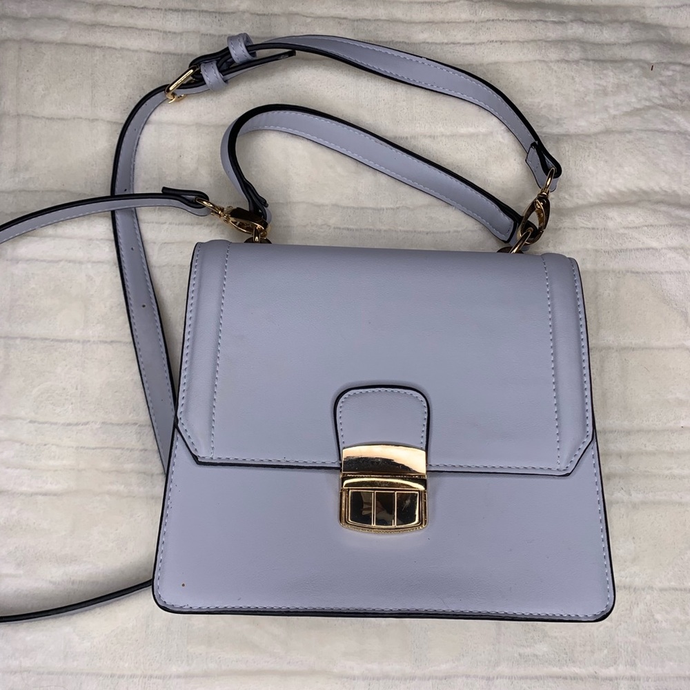 Sky blue shoulder bag